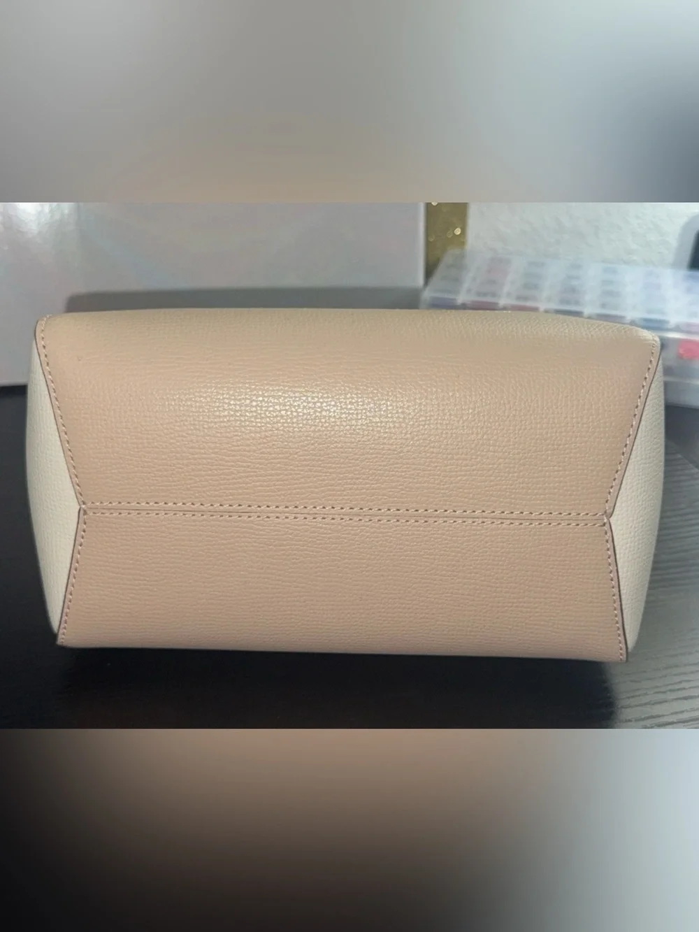 NWT: Kate Spade Handle Bag